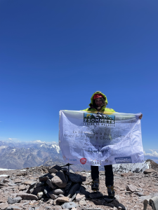 Constance Schaerer au sommet de l'Aconcagua
